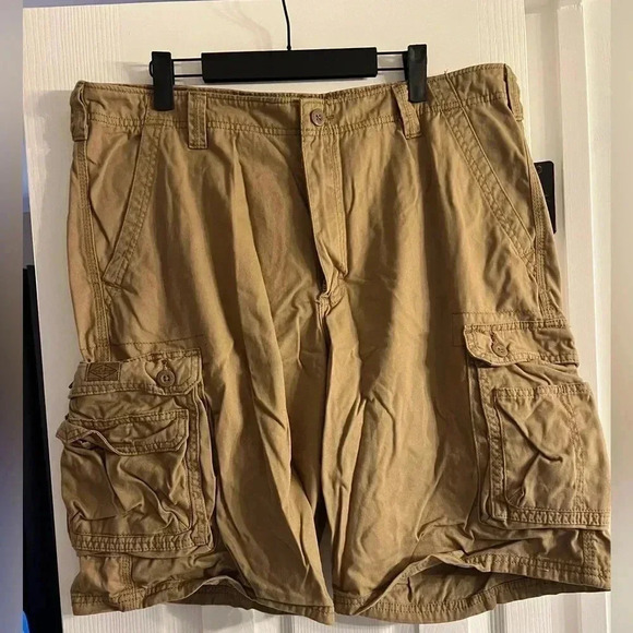 Lee cargo shorts, bundle, 2 pairs, both 36,both tan - Picture 1 of 11